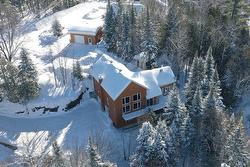 780 Ch. de la Presqu'île  Rivière-Rouge, QC J0T 1T0