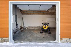 Garage - 