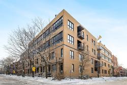 2-1100 Av. Ducharme  Montréal (Outremont), QC H2V 1E3