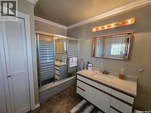 226 1St Street W, Kyle, SK - Indoor Photo Showing Bathroom