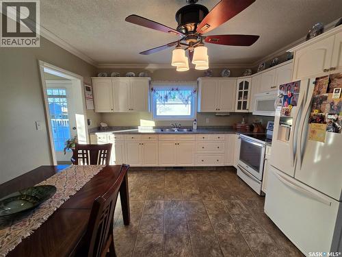226 1St Street W, Kyle, SK - Indoor Photo Showing Kitchen With Double Sink