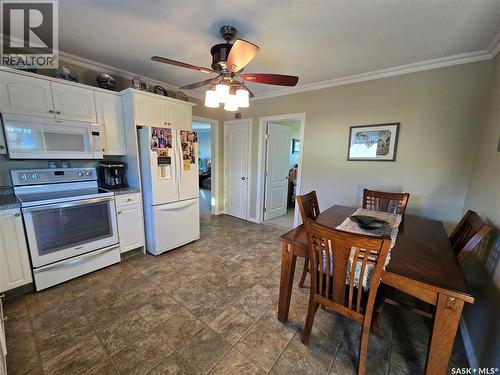 226 1St Street W, Kyle, SK - Indoor