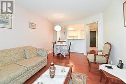 Living and breakfast area - 