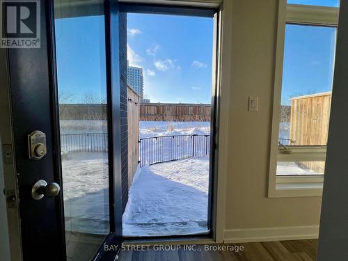 13 - 370 Red Maple Road, Richmond Hill, ON - Indoor Photo Showing Other Room