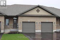 33 FARMINGTON CRESCENT  Belleville, ON K8N 0J9