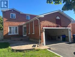 40 BURNHOPE DRIVE  Brampton, ON L6X 3R7