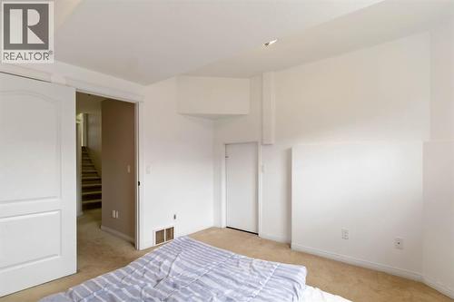 228 Paris Crescent, Fort Mcmurray, AB - Indoor Photo Showing Bedroom