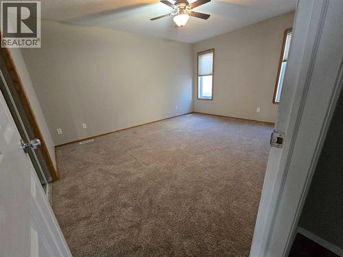95 Cambridge Glen Drive, Strathmore, AB - Indoor Photo Showing Other Room