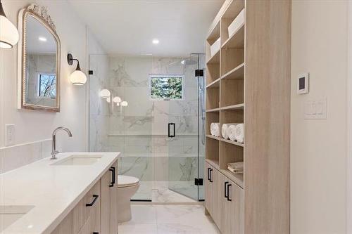 11 Cuthbertson Ave, Winnipeg, MB 