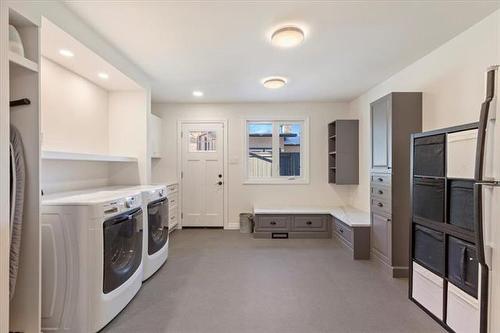 11 Cuthbertson Ave, Winnipeg, MB 