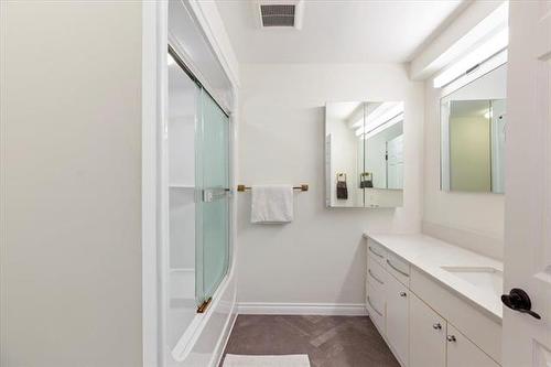 11 Cuthbertson Ave, Winnipeg, MB 