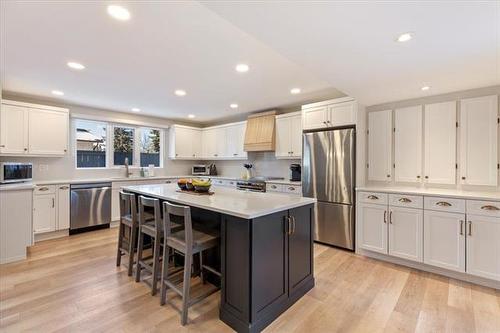 11 Cuthbertson Ave, Winnipeg, MB 