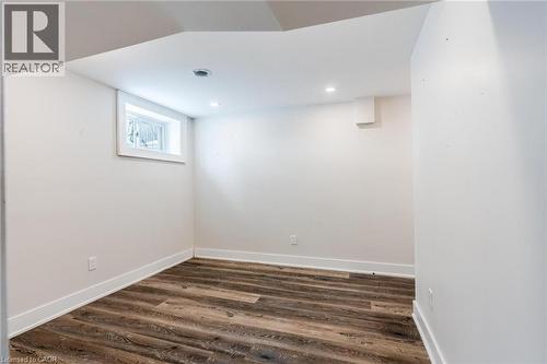 16 Ronaldshay Avenue, Hamilton, ON - Indoor Photo Showing Other Room