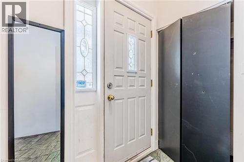 16 Ronaldshay Avenue, Hamilton, ON - Indoor Photo Showing Other Room