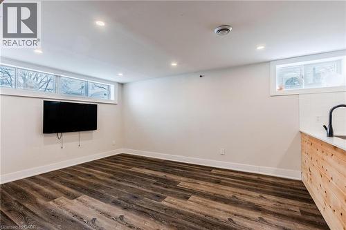 16 Ronaldshay Avenue, Hamilton, ON - Indoor Photo Showing Other Room