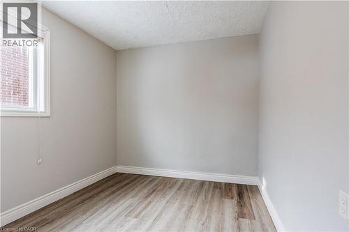 1208 West 5Th Street Unit# 1, Hamilton, ON - Indoor Photo Showing Other Room