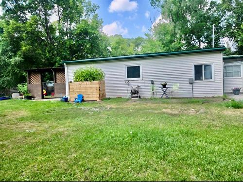 484 Thomas Drive S, Virden, MB - Outdoor