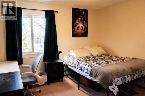 35, 75 Temple Boulevard W, Lethbridge, AB - Indoor Photo Showing Bedroom