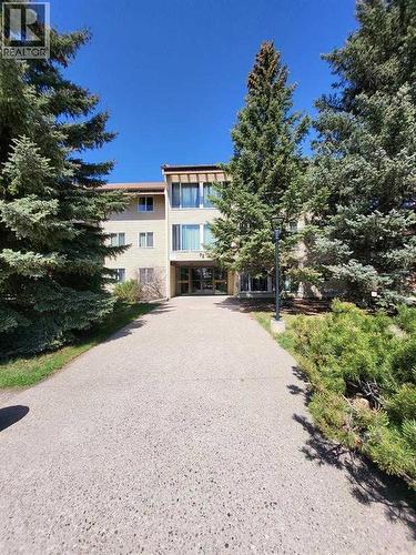 35, 75 Temple Boulevard W, Lethbridge, AB 