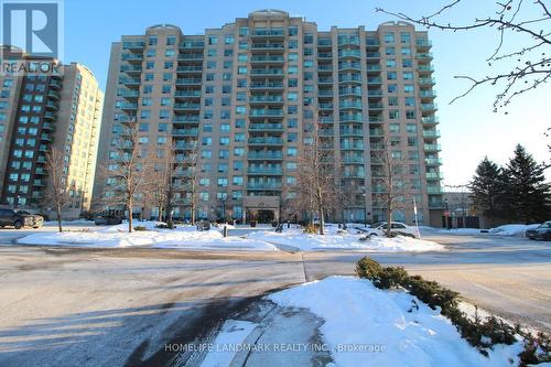 718 - 39 ONEIDA CRESCENT  Richmond Hill, ON L4B 4T9