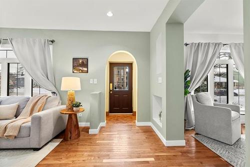 9 St Mark'S Pl, Winnipeg, MB 