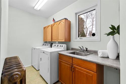 9 St Mark'S Pl, Winnipeg, MB 