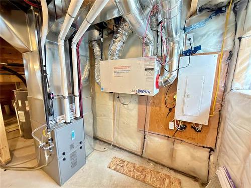 693 Munroe Ave, Winnipeg, MB 