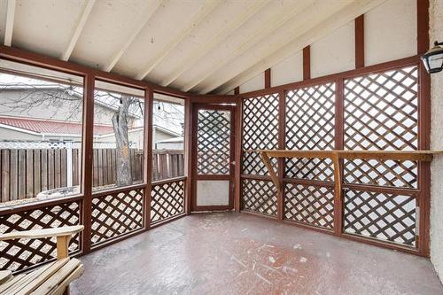 47 Hershey St, Winnipeg, MB 