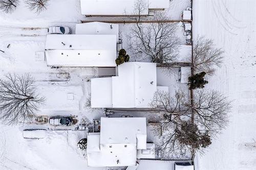 47 Hershey St, Winnipeg, MB 