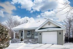 163 Av. du Parc  Saint-Jean-Sur-Richelieu, QC J2W 1N2