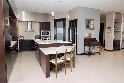 1285 Fraser Rd, Winnipeg, MB 