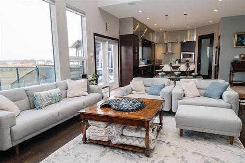 1285 Fraser Rd, Winnipeg, MB 