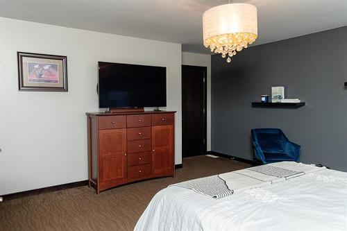 1285 Fraser Rd, Winnipeg, MB 