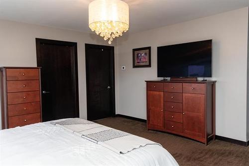 1285 Fraser Rd, Winnipeg, MB 