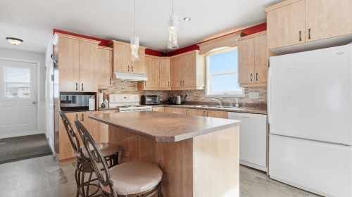 Cuisine - 1235 24E Rue, Saint-Georges, QC - Indoor Photo Showing Kitchen With Double Sink
