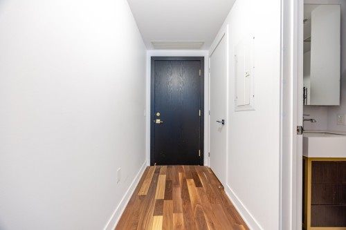 Hall d'entrée/Vestibule - 805-2060 Rue Peel, Montréal (Ville-Marie), QC - Indoor Photo Showing Other Room