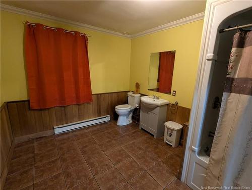 716 Golf St, Bathurst, NB 