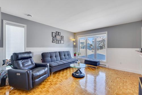 Salon - 500 Rue Odile, Laval (Fabreville), QC - Indoor Photo Showing Living Room