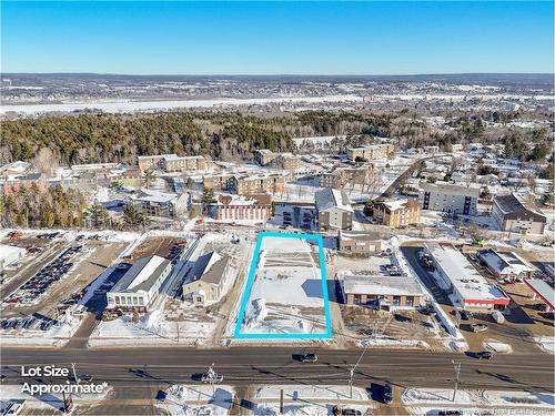 919 Prospect St, Fredericton, NB 