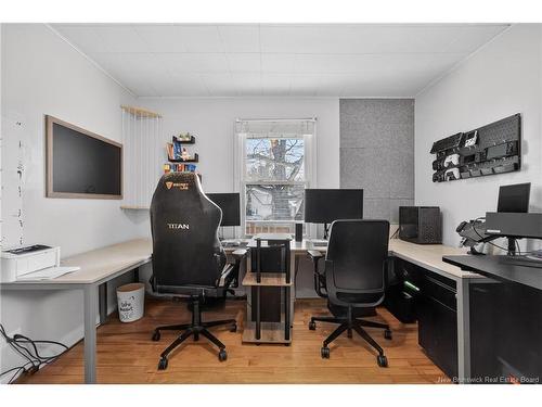 692 Albert St, Fredericton, NB 