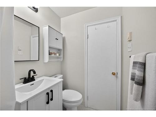 692 Albert St, Fredericton, NB 