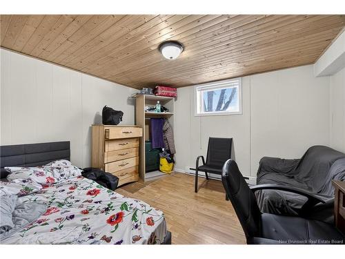 692 Albert St, Fredericton, NB 