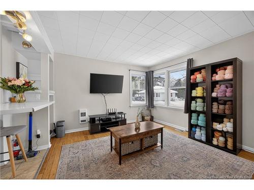 692 Albert St, Fredericton, NB 