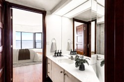 Salle de bains attenante à la CCP - 