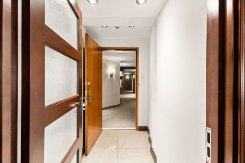 Hall d'entrée/Vestibule - Ph02-60 Rue Berlioz, Montréal (Verdun/Île-Des-Soeurs), QC - Indoor Photo Showing Other Room