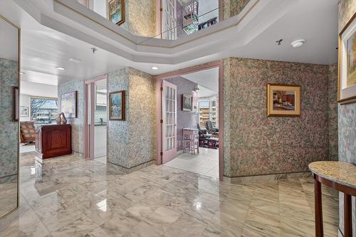 Hall d'entrée/Vestibule - 605-3 Boul. Simard, Saint-Lambert, QC - Indoor Photo Showing Other Room