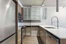 Kitchen - 209-300 Rue Ann, Montréal (Le Sud-Ouest), QC  - Indoor Photo Showing Kitchen With Upgraded Kitchen 