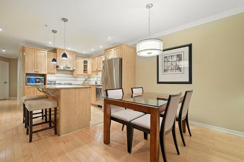 Cuisine - 2-38 Av. Ste-Hélène, Saint-Lambert, QC - Indoor