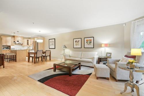 Salon - 2-38 Av. Ste-Hélène, Saint-Lambert, QC - Indoor Photo Showing Living Room