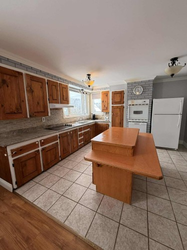 Cuisine - 142 Rue Du Collège, Labelle, QC - Indoor Photo Showing Kitchen